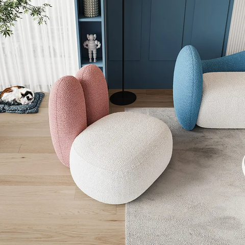 Lovely Scandinavian Fluffy Single Sofa